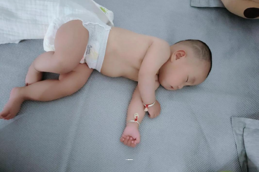 浮梁1岁宝宝可以吃盐吗